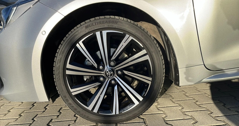 Toyota Corolla cena 112900 przebieg: 51387, rok produkcji 2022 z Oborniki Śląskie małe 326